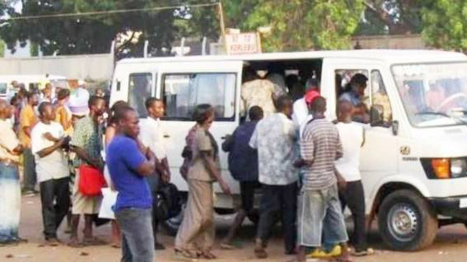 Desperation at the Bus Stop: Commuters Turn to Cargo Trucks Amidst Accra Transport Shortage
