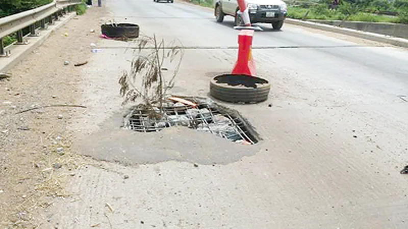 Tema Motorway construction and traffic scene